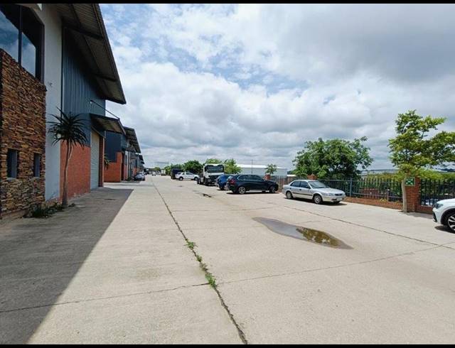 INDUSTRIAL PROPERTY TO RENT IN COSMO BUSINESS PARK